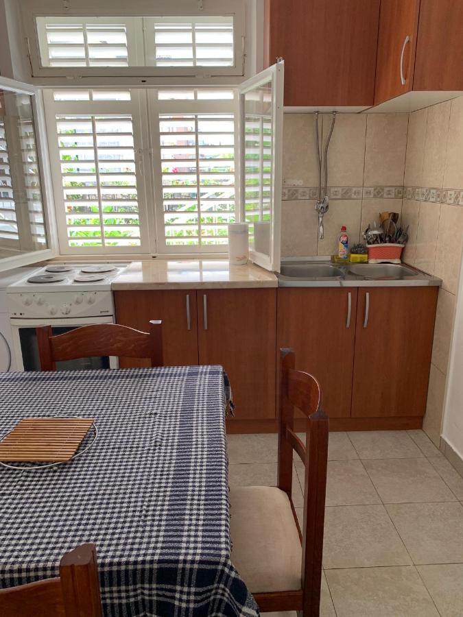 Anita Guest House Tivat Eksteriør billede