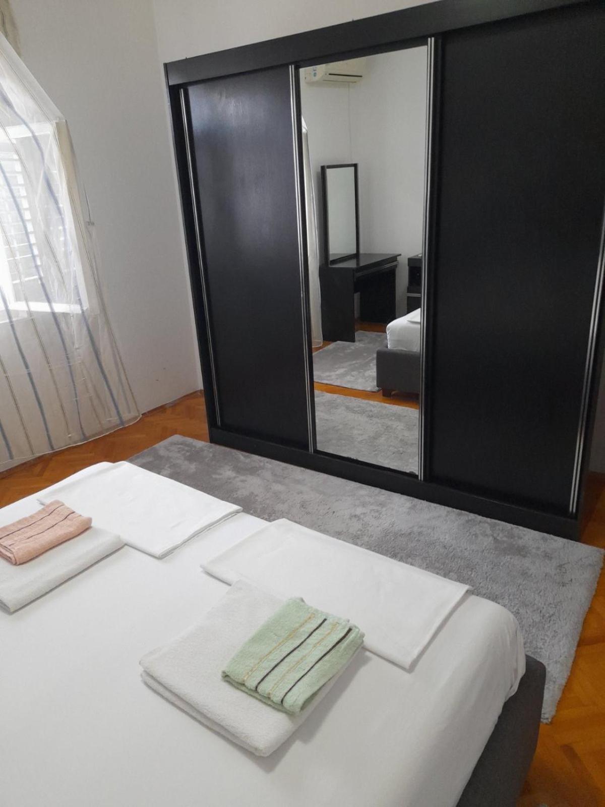 Anita Guest House Tivat Eksteriør billede