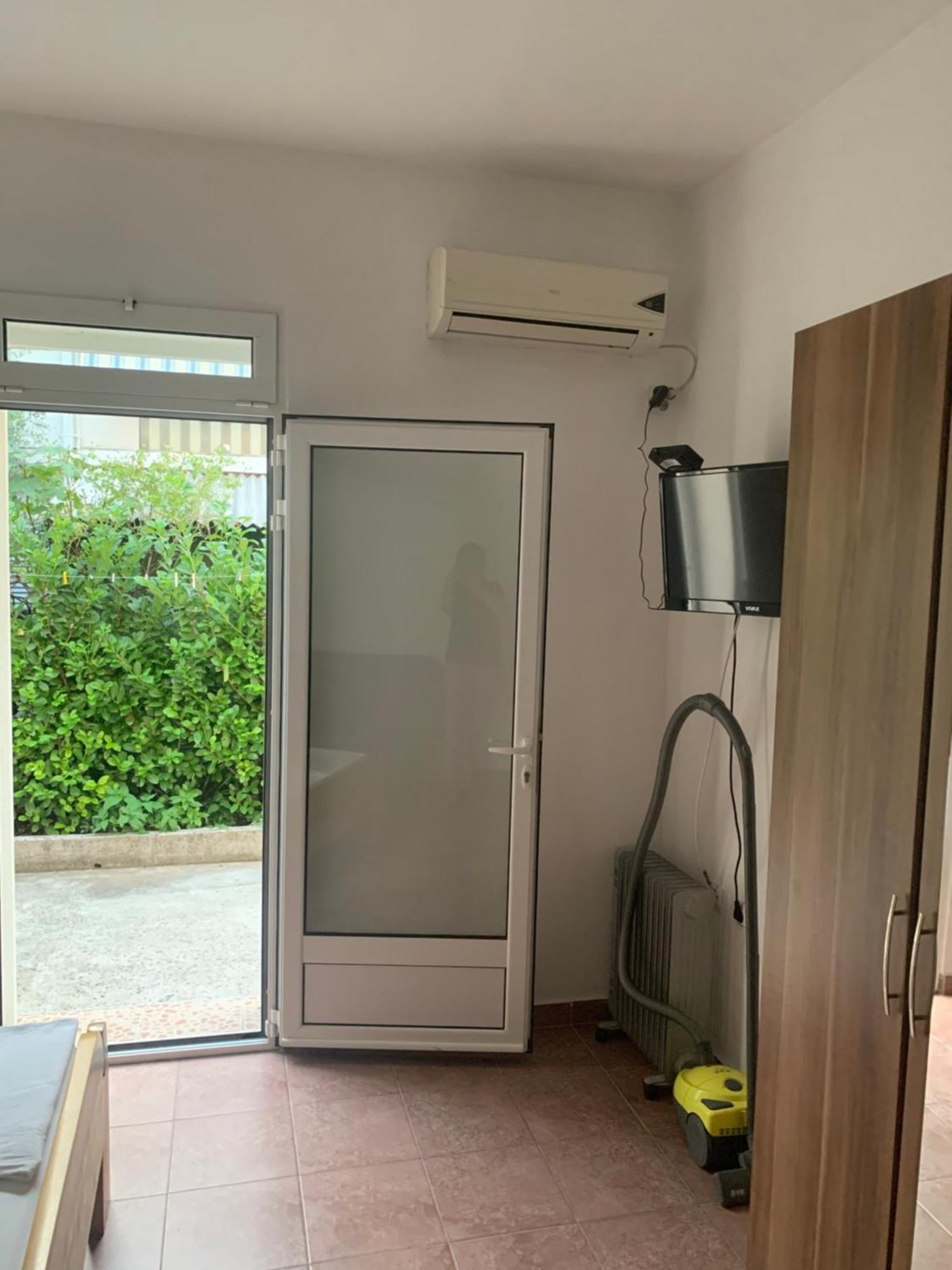Anita Guest House Tivat Eksteriør billede