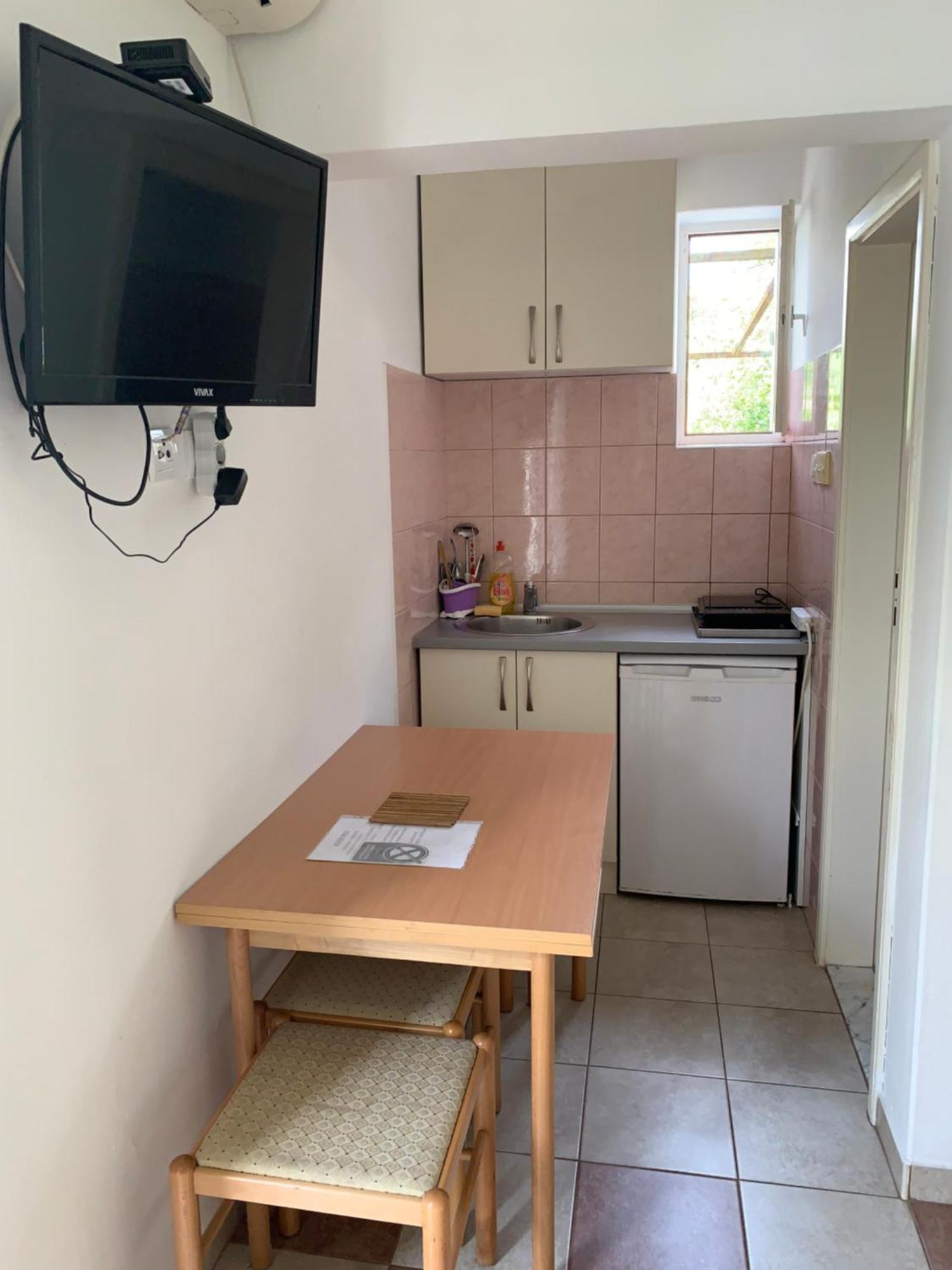 Anita Guest House Tivat Eksteriør billede
