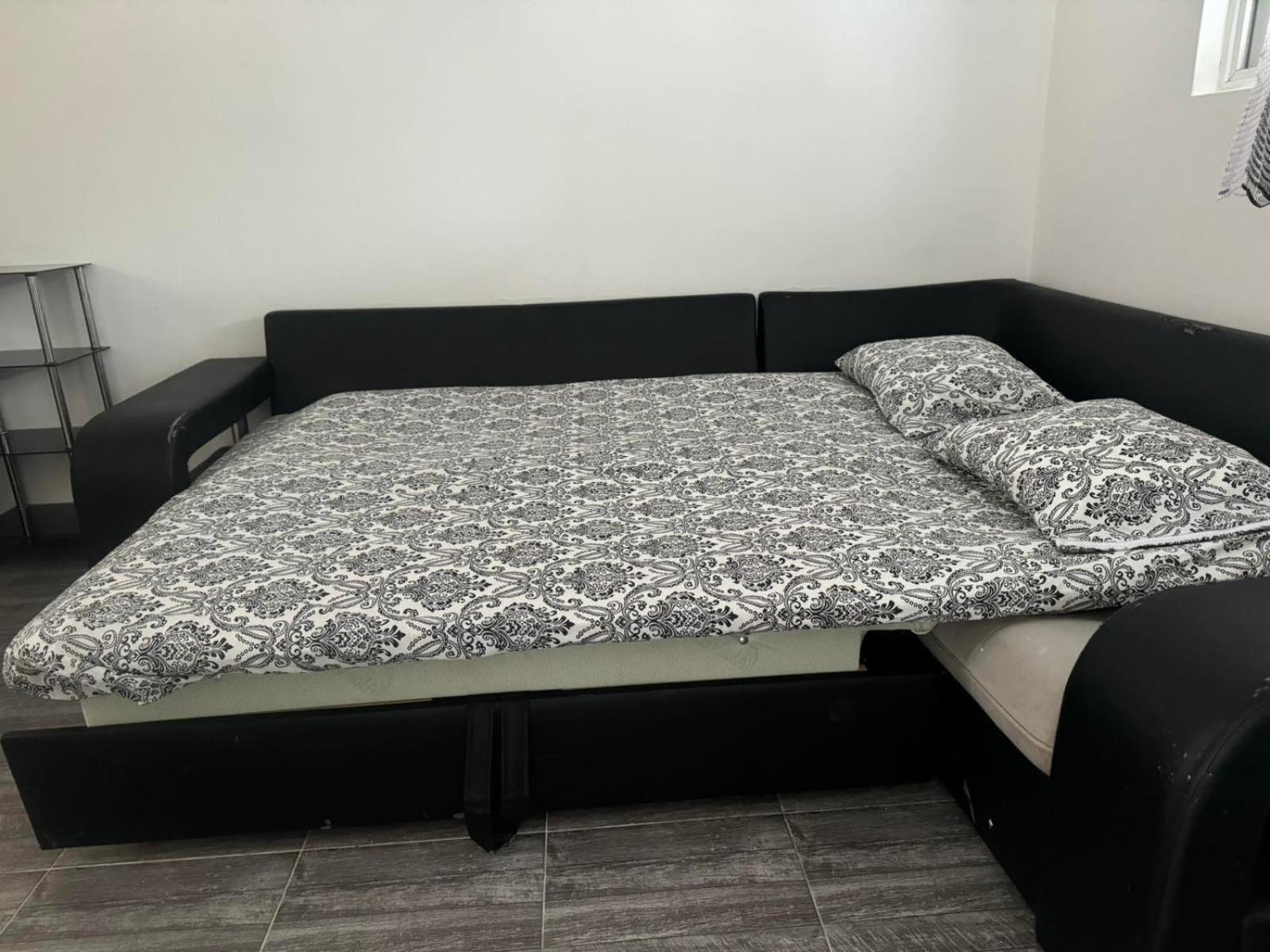 Anita Guest House Tivat Eksteriør billede